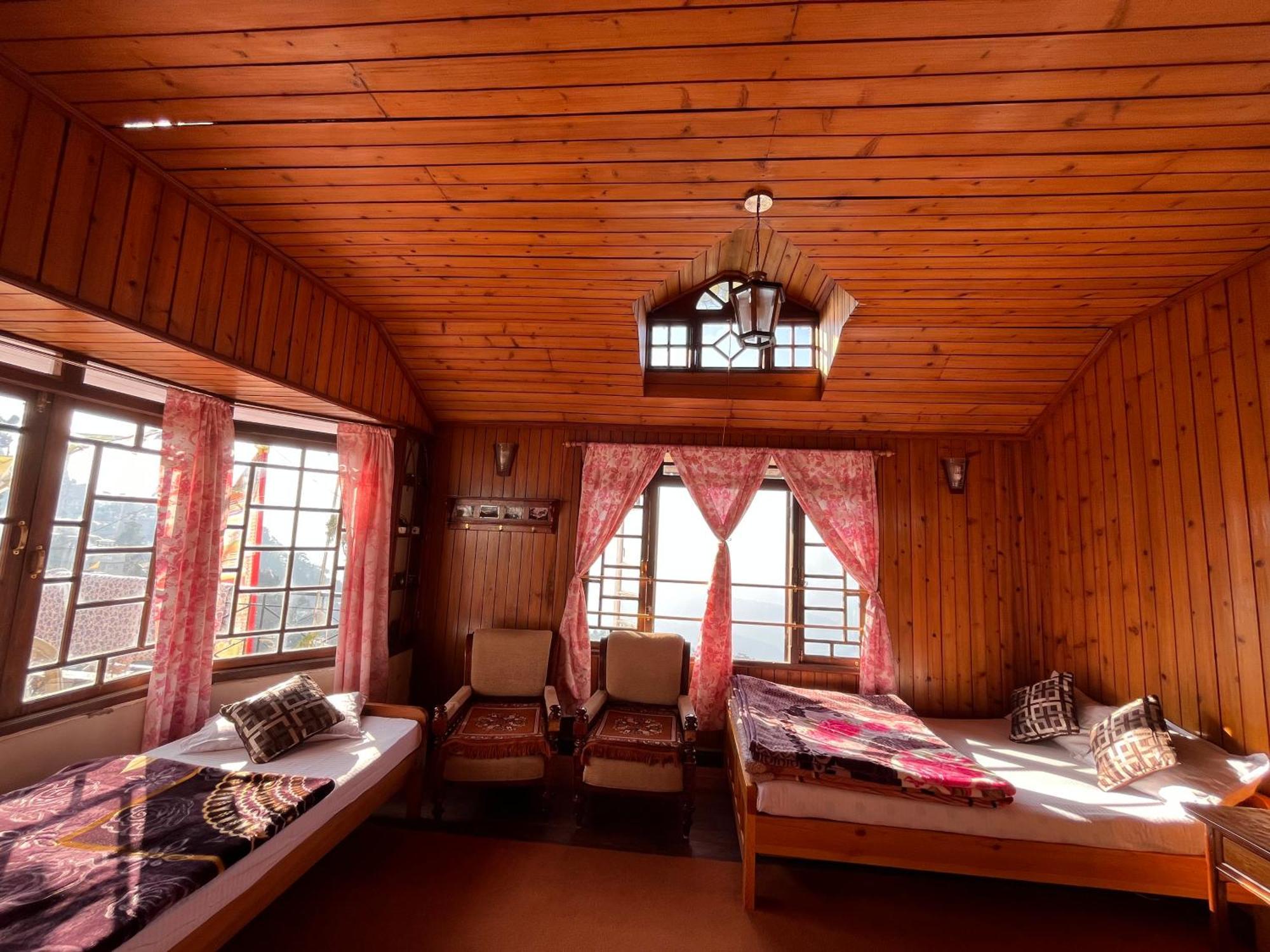 Eagle'S Nest Homestay Дарджилінг Екстер'єр фото